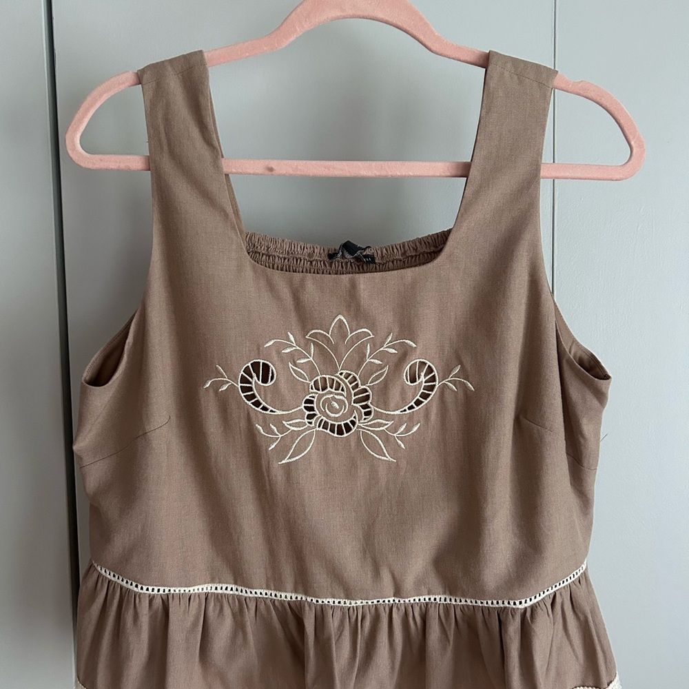 Adrianna Papell Taupe Embroidered Sleeveless Tank